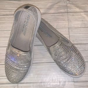 Skechers Sneaker Slip On Silver Metallic Bling Pearl Platform Shoe Sz 8.5